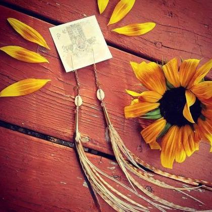 Island Princess || Feather Earrings || Natural ||..